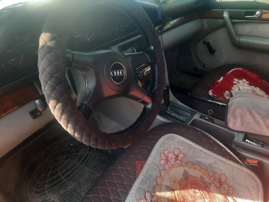 Продам Audi 100 C4.