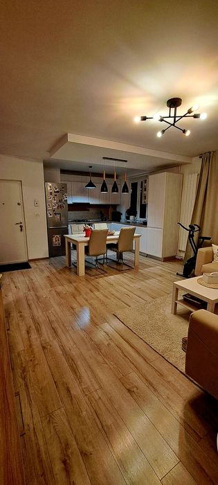 Apartament cu 4 camere