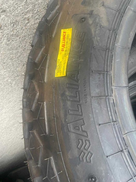 OCAZIE 14.9-24 cauciucuri noi pt cilindru compactor bomag