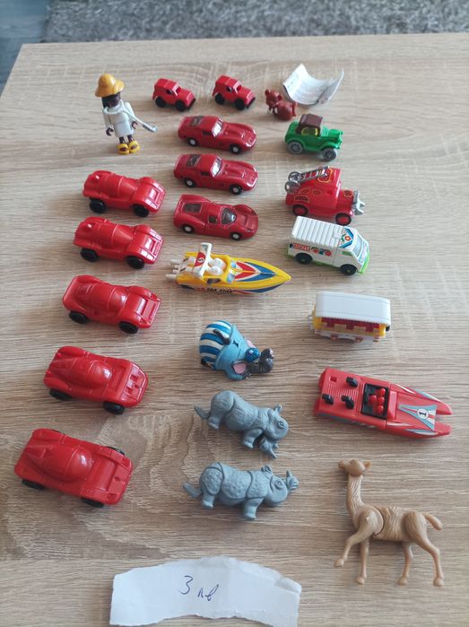 киндер играчки kinder