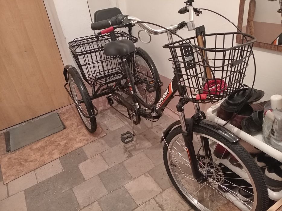 Продам велосипед трехколесный