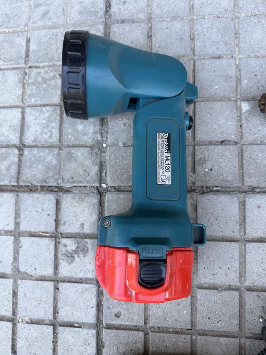 Продавам комплект винтоверти Makita