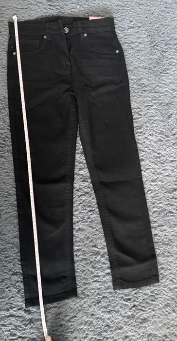 Pantaloni fetiță skinny jeans, noi cu etichetă, mărime 122-128