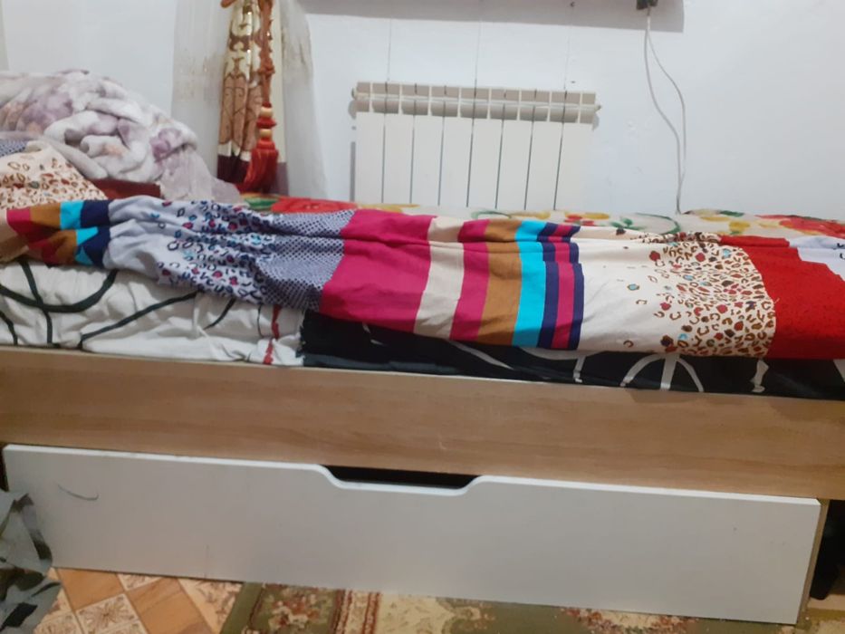 Диван жаксы сакталган