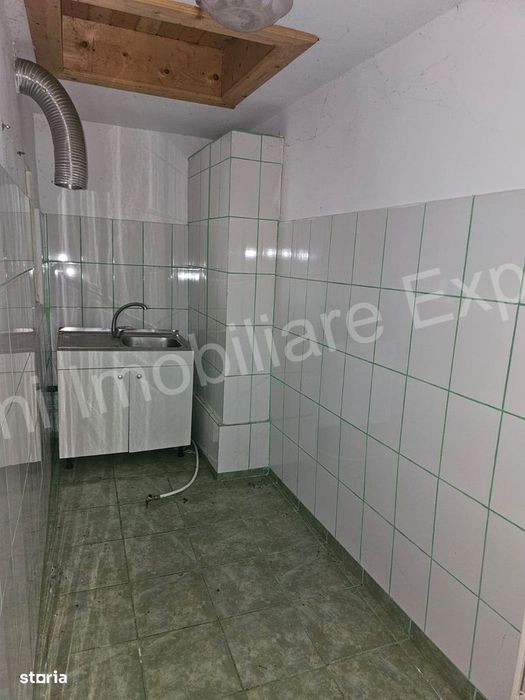 Casă de vânzare în comuna Domnești, județ Argeș.