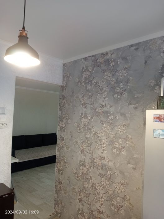 Продам квартиру 2 комн квартиру 2/4