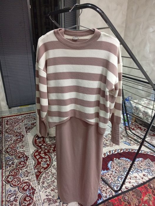 Продам платьев женское