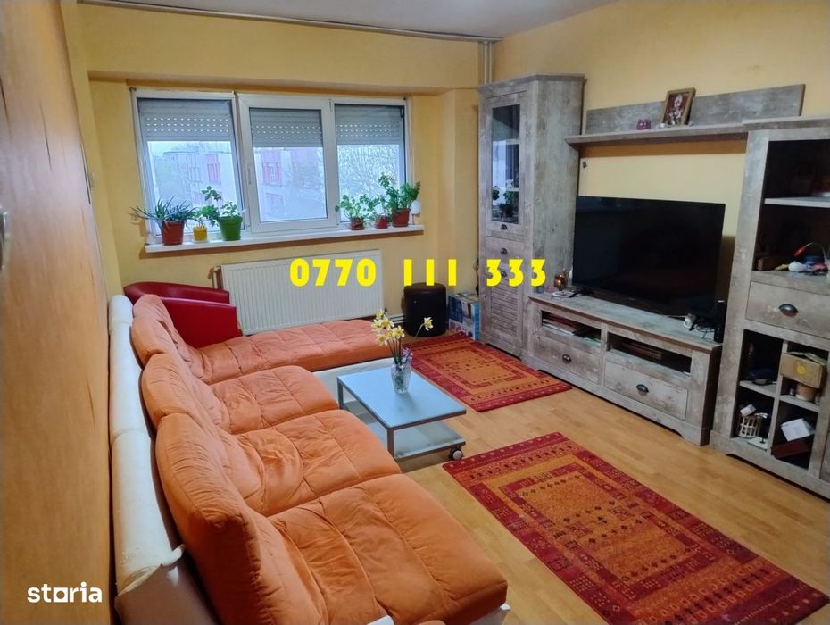 - Apartament 3 camere Calarasi 4, etaj 3. Suprafata 72mp.