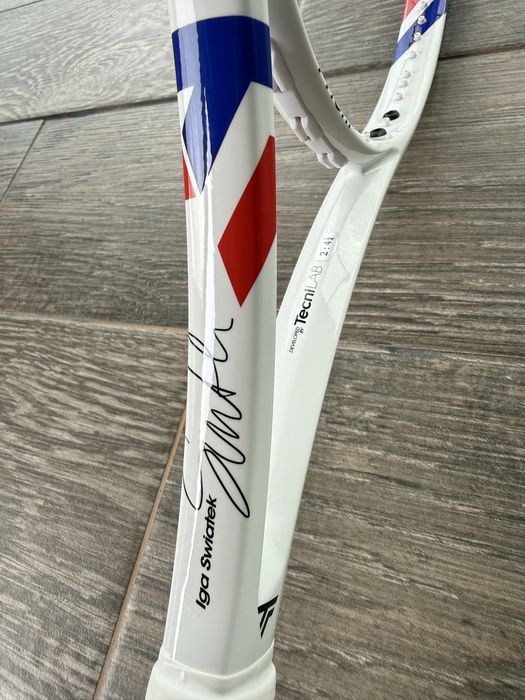 Rachete tenis noi + racordaj | Tecnifibre T-fight  Iga Swaitek Edition x2 + racordaj Tecnifibre Razor Soft x2 | ( nu babolat , yonex , head , wilson )