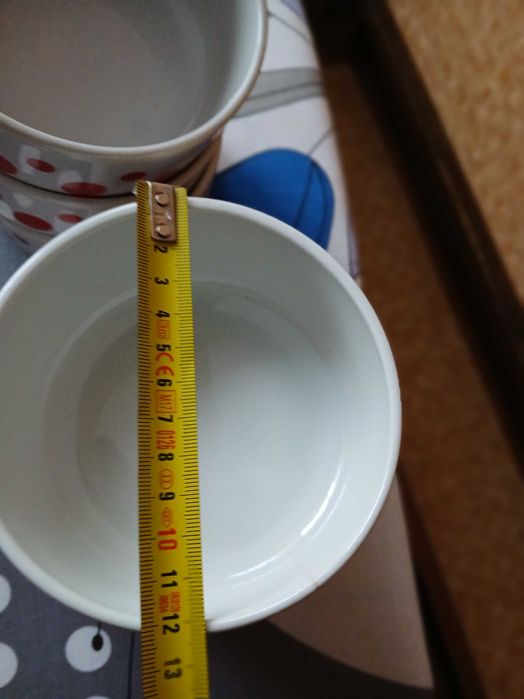 Продавам порцеланови купички