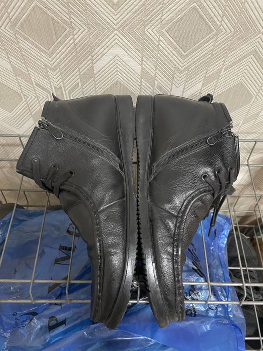 Продам ботинки зимние 41 размер
