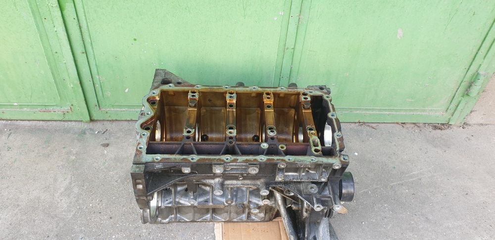 BMW 116I  Е87 Блок