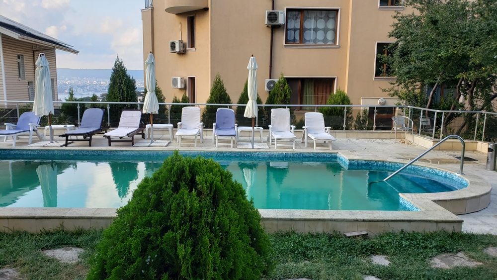 Дава се под наем Тристаен апартамент в Варна, м-т Зеленика - 70 кв.м за 663 € - Снимка #12