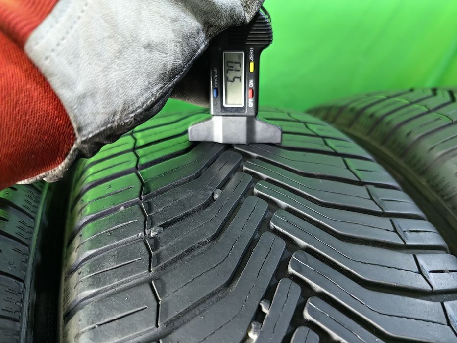 215/60R16 Michelin allseason crossclimate