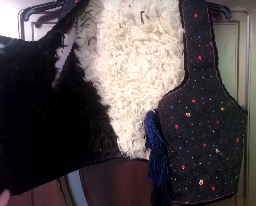 Pieptar dama costum popular