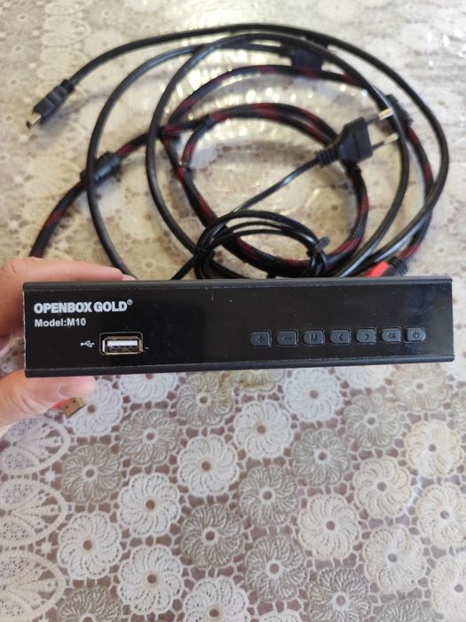 Тюнер openbox gold M10