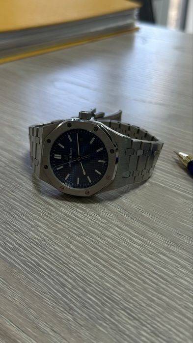 Продам часы audemars piguet