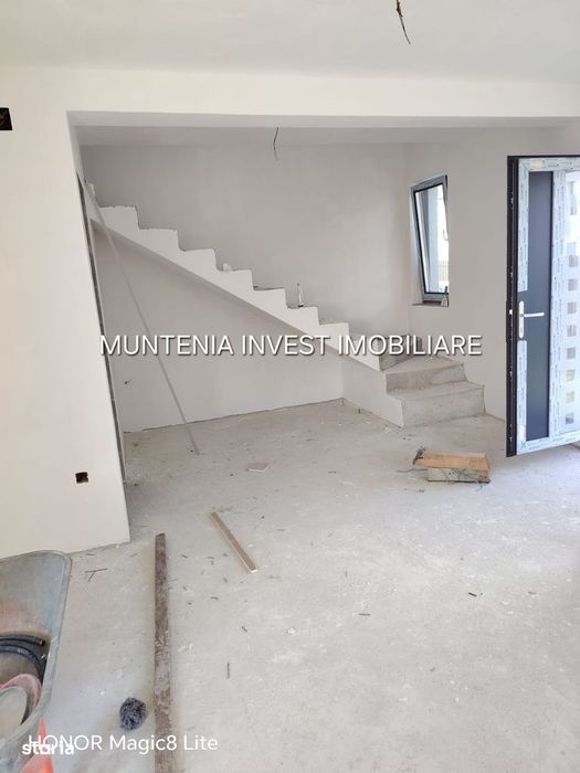 Casă de vânzare P+1, teren 308 mp ,zona Smeura