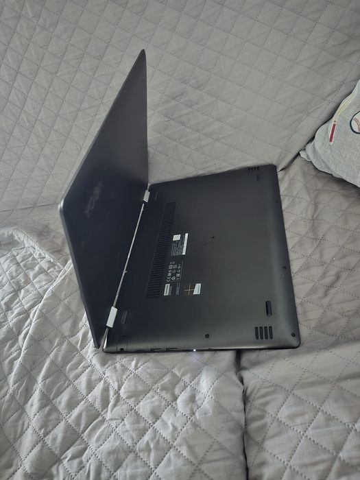 Laptop Lenovo Yoga 510 cu touch-screen, IPS si full hd