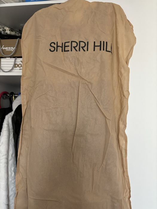 Красивое вечернее платье