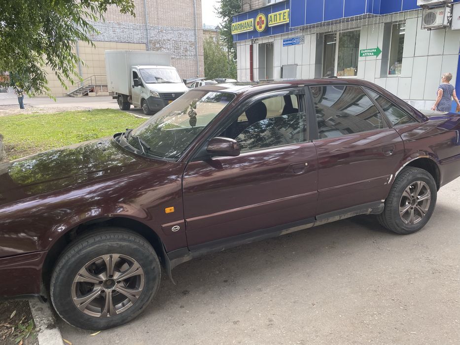 Продам надежный Ауди А6 С4
