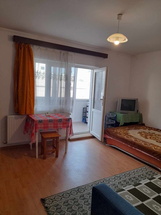 Proprietar închiriez apartament cu o cameră