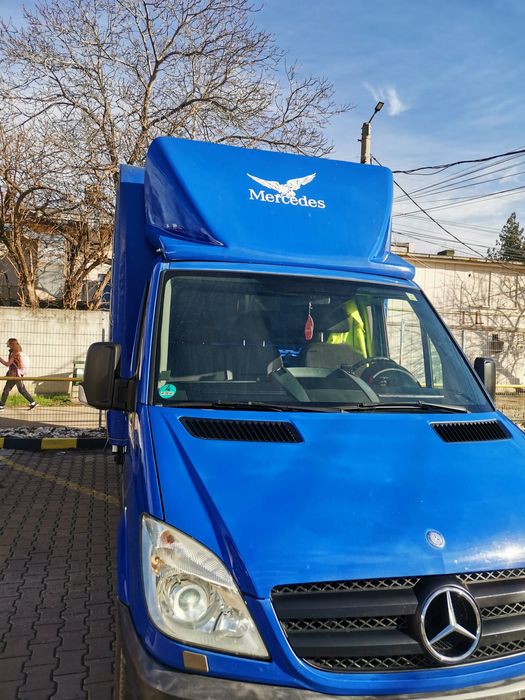 Transport marfă, mobilă, mutări, debarasâri