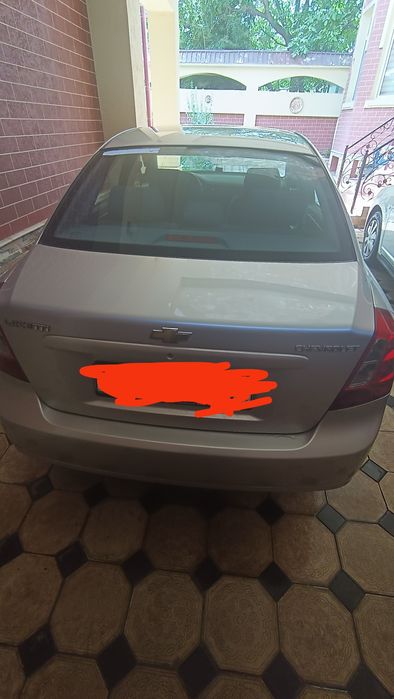 Chevrolet lacetti 2013 года