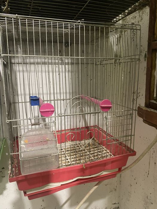 Продавам кафези , заюовече инфо звънни