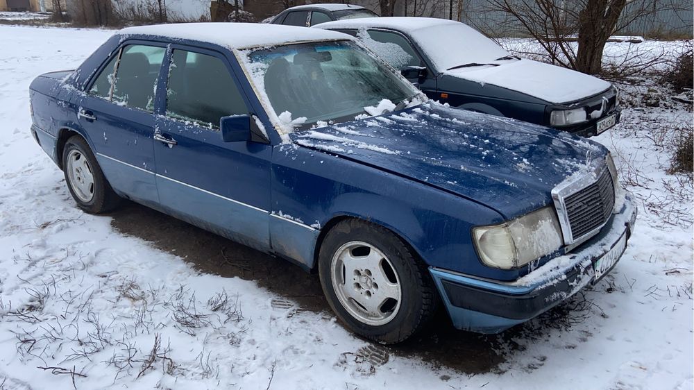 Продам мерседес 124