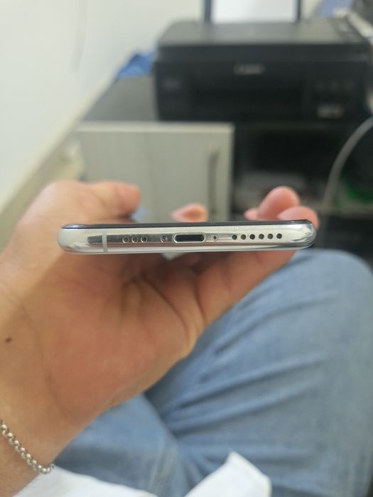 Iphone X s sotiladi