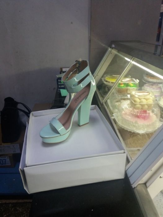 Продаются басаножки