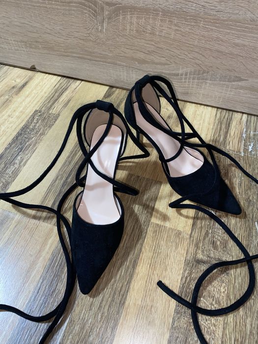 Велурени дамски токчета