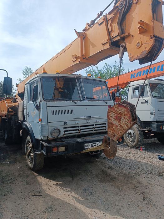 Avto kran Xarbin sotiladi