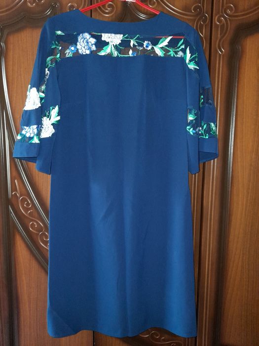 Женские платья совершенно новые