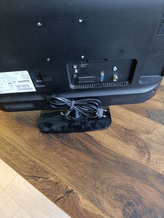 Спешно! 22” Смарт телевизор в отлично състояние