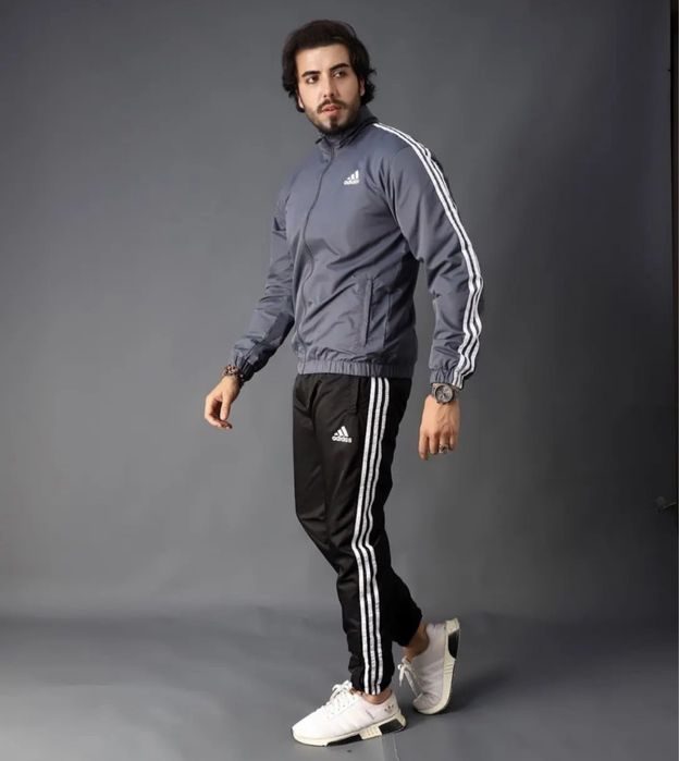 Спортивные костюмы Adidas