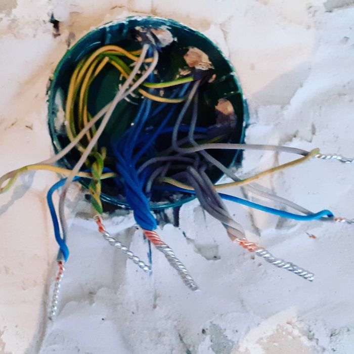 Электрик 24/7 Аварийная вызов