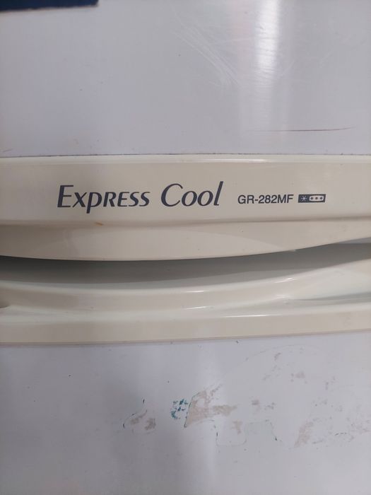 Двухкамерный холодильник LG GR-282MF