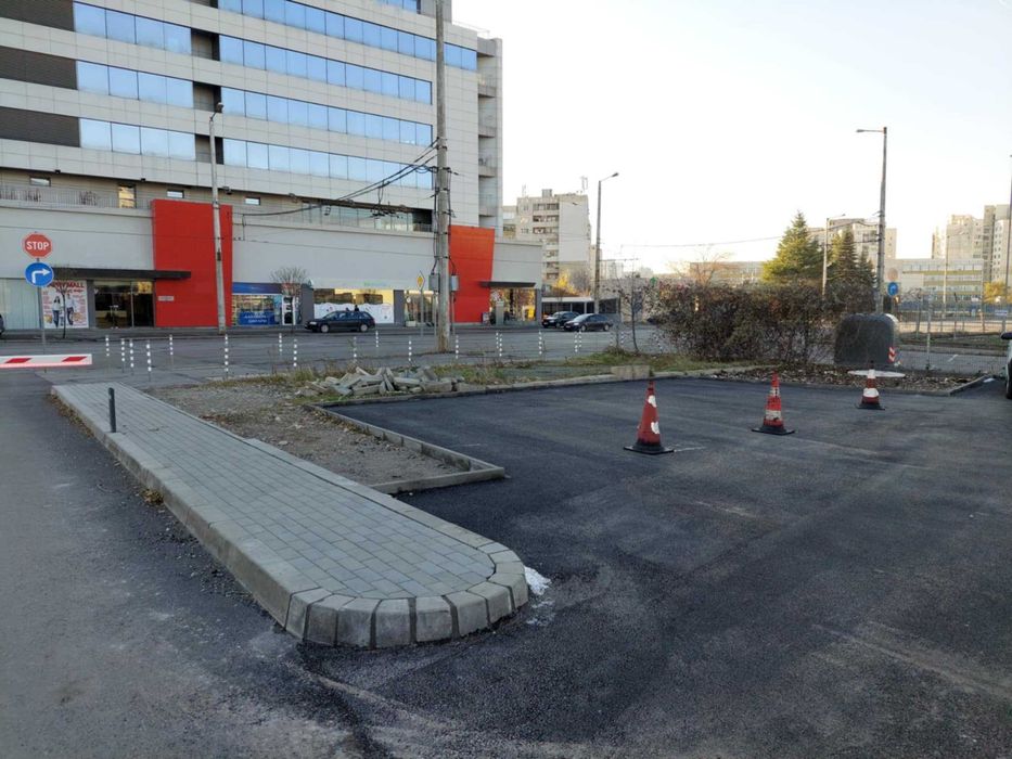 Дава се под наем Гараж / Паркомясто в София, Дружба 2 - 18 кв.м за 76.5 € - Снимка #2