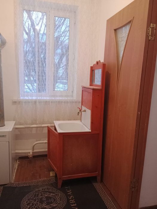 Сдается 2х комнатная времянка в центре