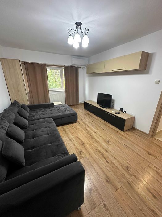 Închiriez apartament 3 camere/decomandat zona Tomis Nord - Euromaterna