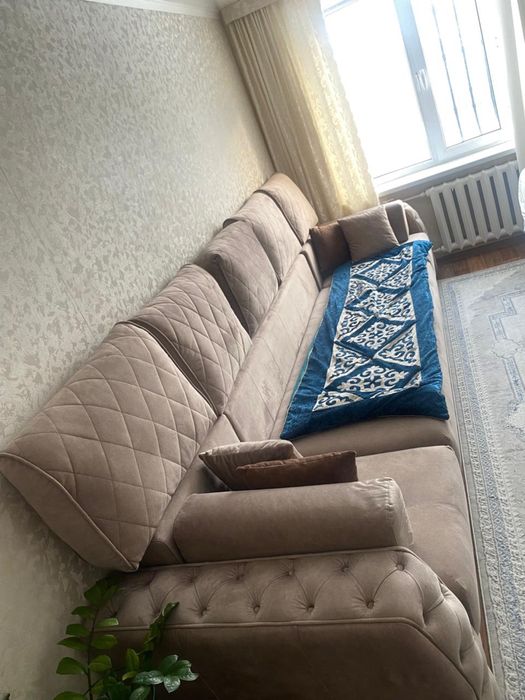 Диван длинный 3,8*1 метров