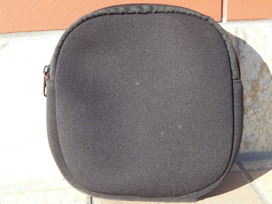 Geanta saculet depozitare casti Plantronics sau CD player textil