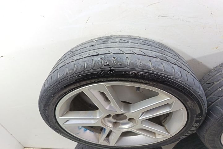 Set jante aliaj cu anvelope 215/45 ZR17 91Y Vara 7Jx17H241 4x98 Fiat