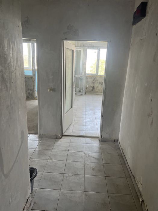 Продава се Двустаен апартамент в Плевен, Дружба 4 - 60 кв.м за 1084 €/кв.м - Снимка #1