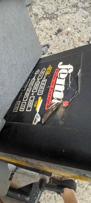 Masina debitat metal Femi NG160