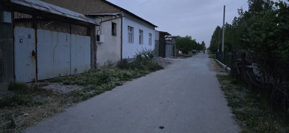 Продаётся дом 206 квадратов временка туалет душ плюс две комнаты новые