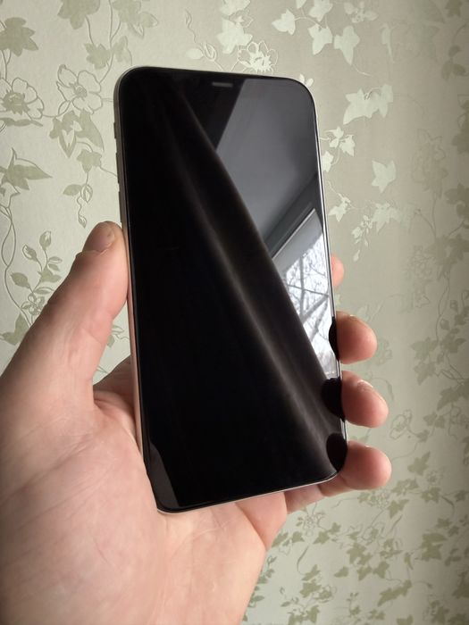 iPhone 11 память 64