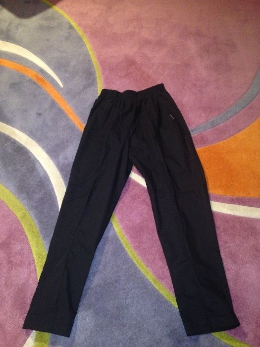 Продавам маркови дрехи за момче на 14-15 год.Тениска Адидас. 2 жилетки